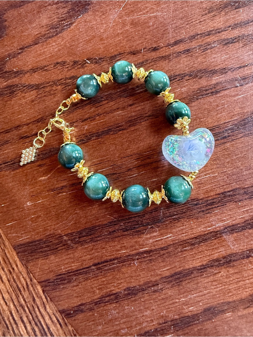 Green Beaded Heart Charm Bracelet - Gold Accent